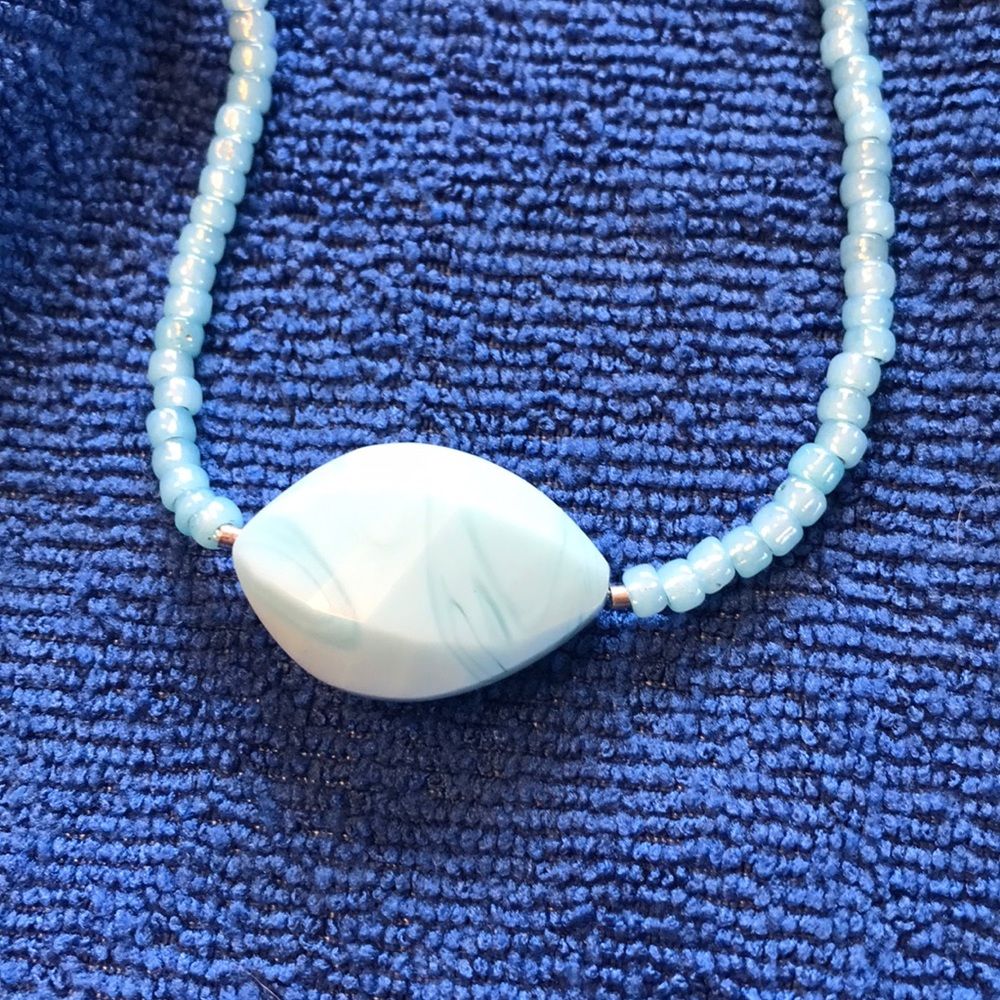 Necklace with crystal clasp - Picture 2 of 5